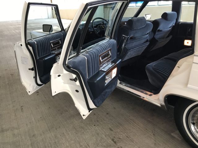 1989 Cadillac Brougham Brougham - photo 13