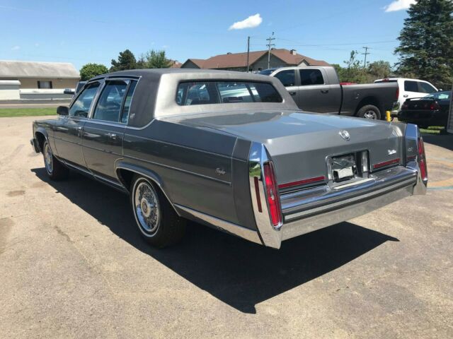 1989 Cadillac Brougham - photo 5