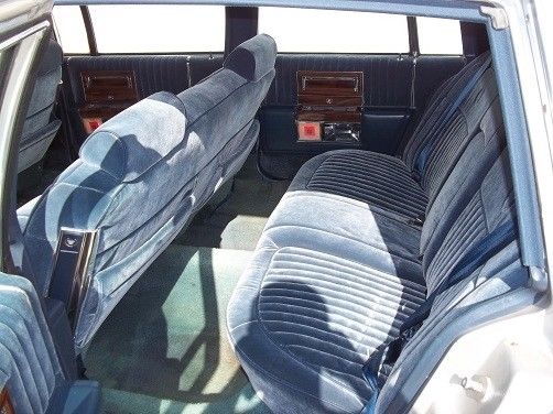 1989 Cadillac Brougham -- - photo 4