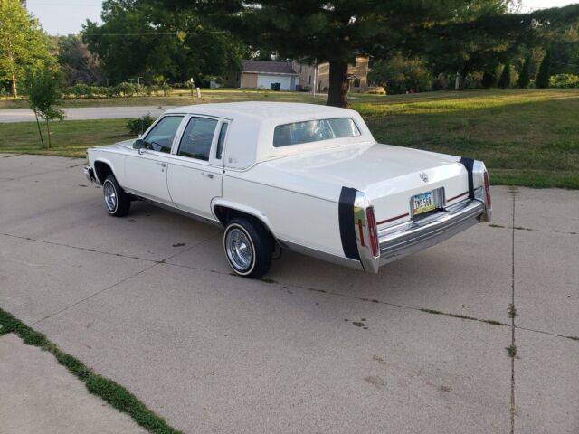 1989 Cadillac Brougham