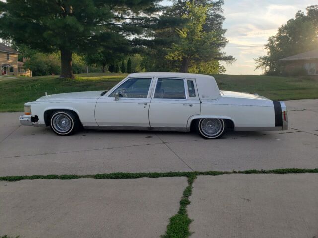 1989 Cadillac Brougham - photo 10