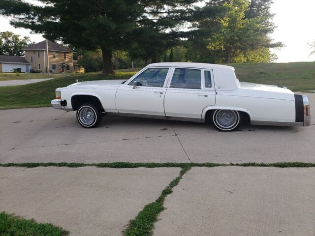 1989 Cadillac Brougham - photo 11