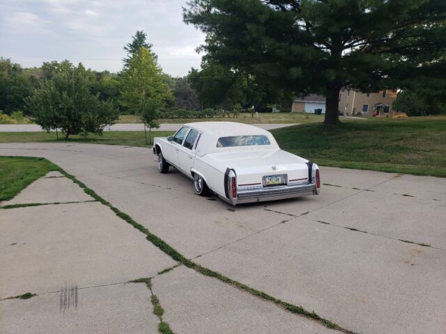 1989 Cadillac Brougham - photo 12