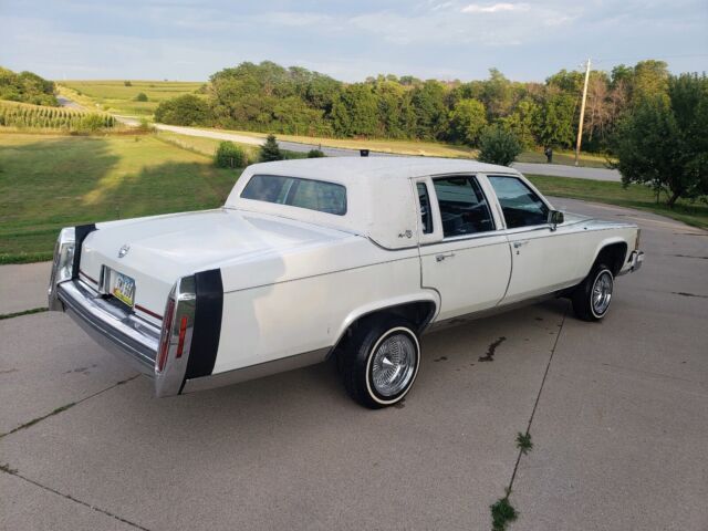 1989 Cadillac Brougham - photo 3