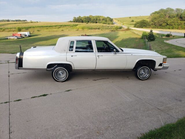 1989 Cadillac Brougham - photo 4