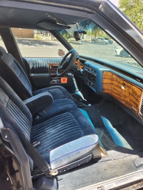 1989 Cadillac Brougham - photo 13