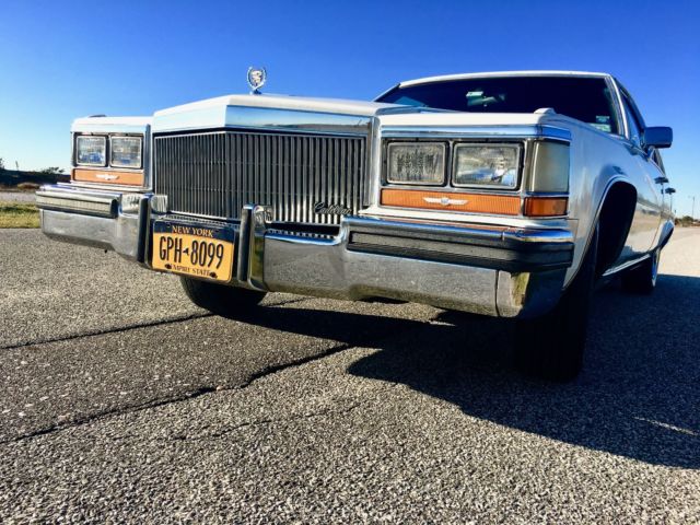 1989 Cadillac Brougham - photo 7