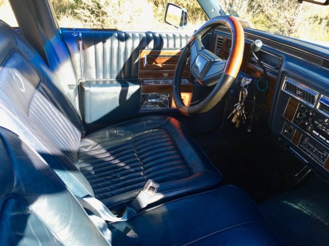 1989 Cadillac Brougham - photo 9
