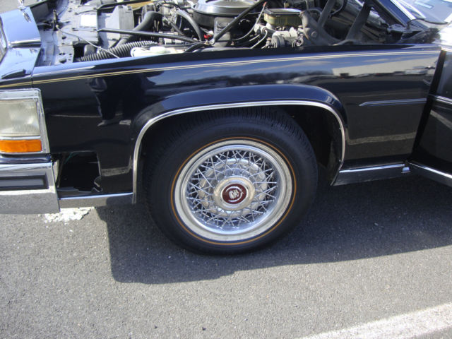 1989 CADILLAC BROUGHAM SEDAN 1989 Cadillac Brougham