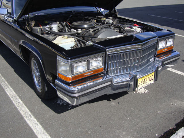 1989 Cadillac Brougham - photo 8