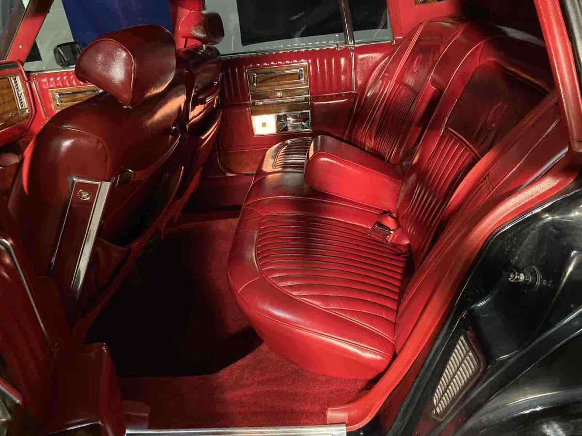 1989 Cadillac Brougham - photo 10