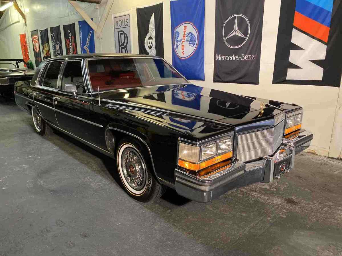 1989 Cadillac Brougham - photo 7