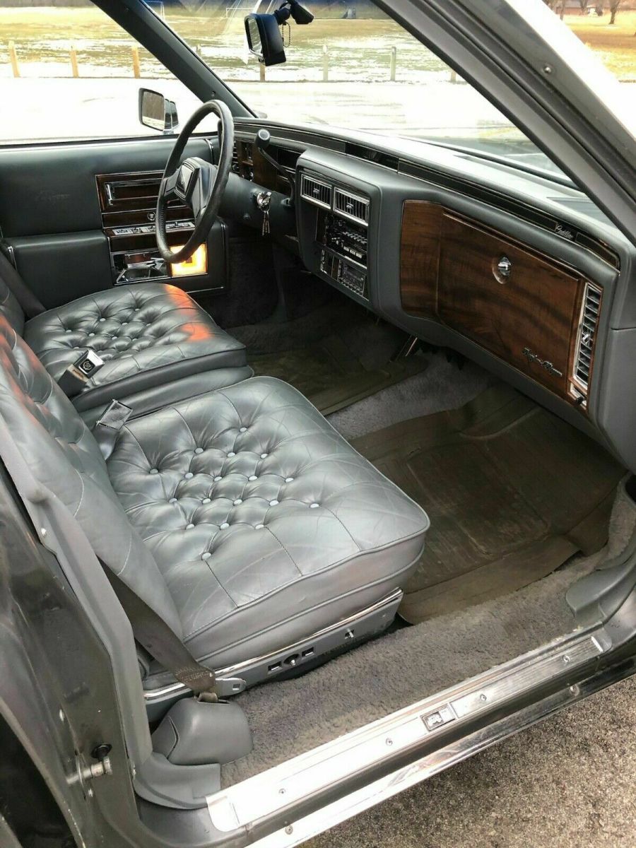1989 Cadillac Brougham D'Elegance - photo 7