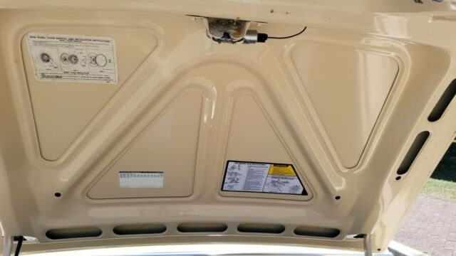 1989 Cadillac Brougham Sedan - photo 13