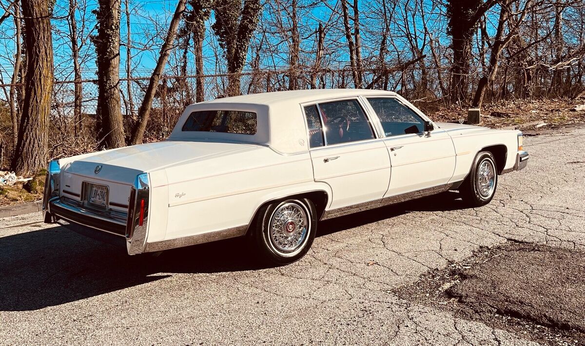 1989 Cadillac Brougham - photo 9