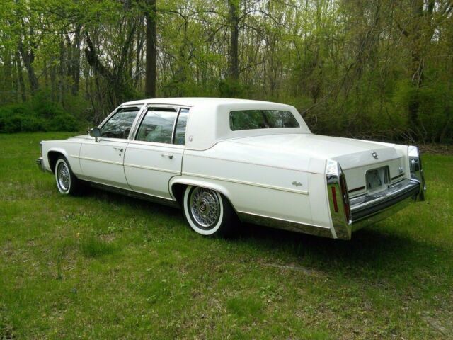 1989 Cadillac Brougham Leather - photo 2