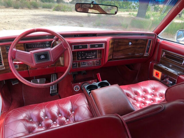 1989 Cadillac Brougham - photo 11