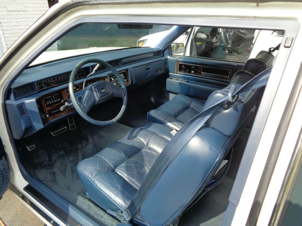 1989 Cadillac DeVille Coupe DeVille - photo 10