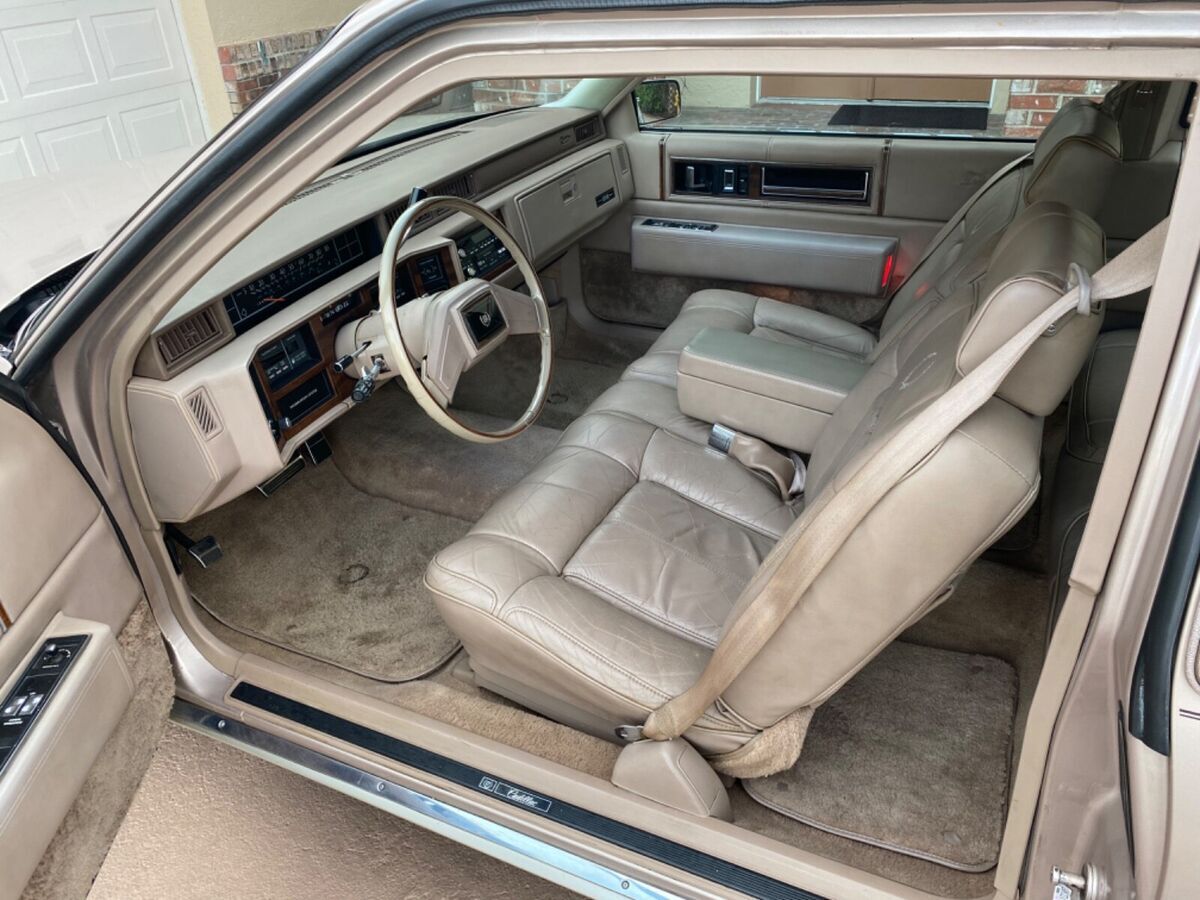 1989 Cadillac DeVille - photo 5