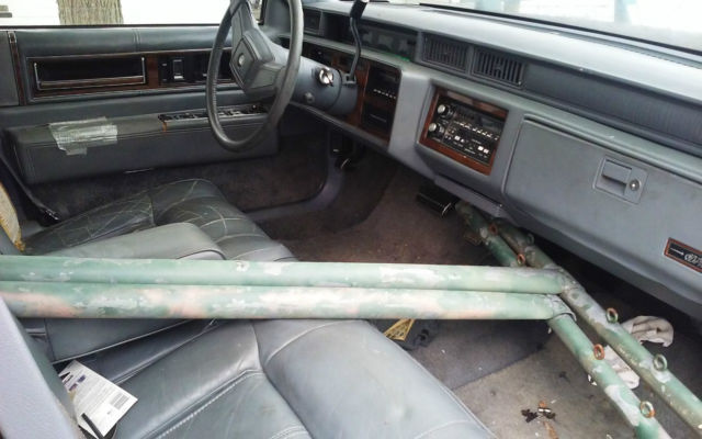 1989 Cadillac DeVille 4dr Sedan - photo 6