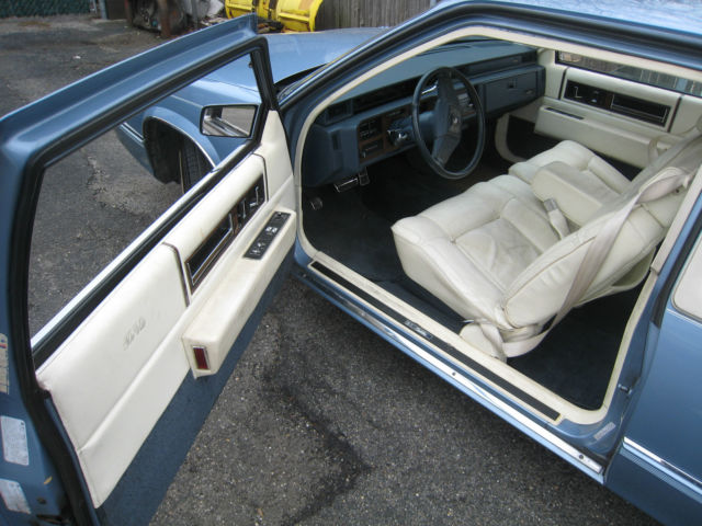 1989 Cadillac DeVille - photo 8
