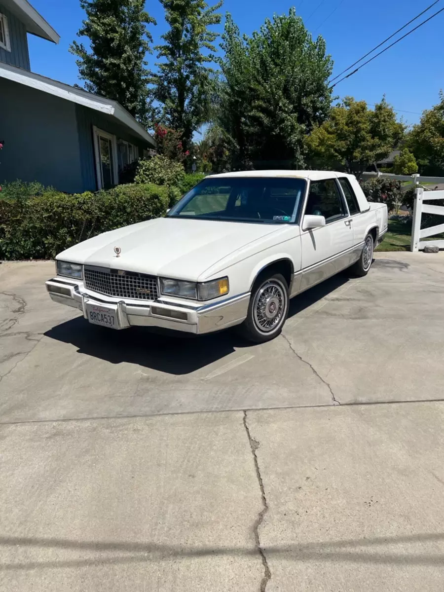 1989 Cadillac DeVille LOW MILES 1989 Cadillac DeVille