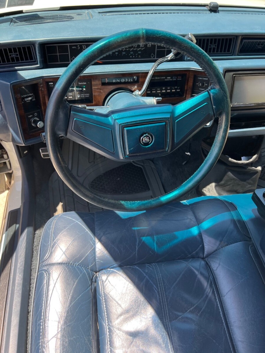 1989 Cadillac DeVille - photo 7
