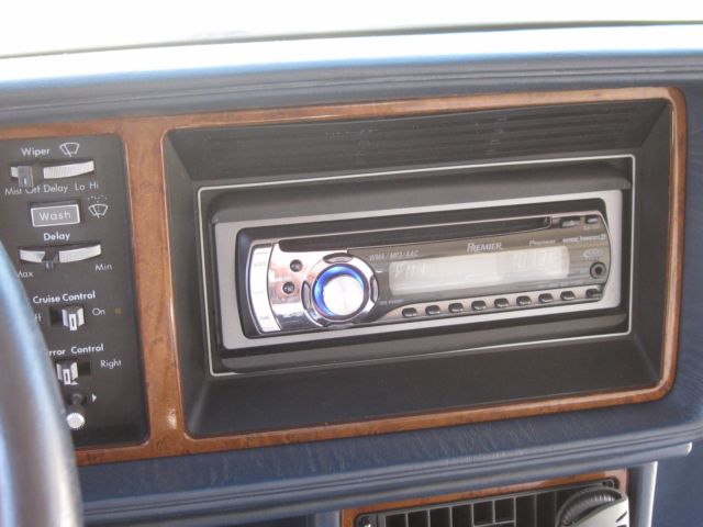 1989 Cadillac Eldorado Blue Landau Vinyl Top Abundant Chrome - photo 9