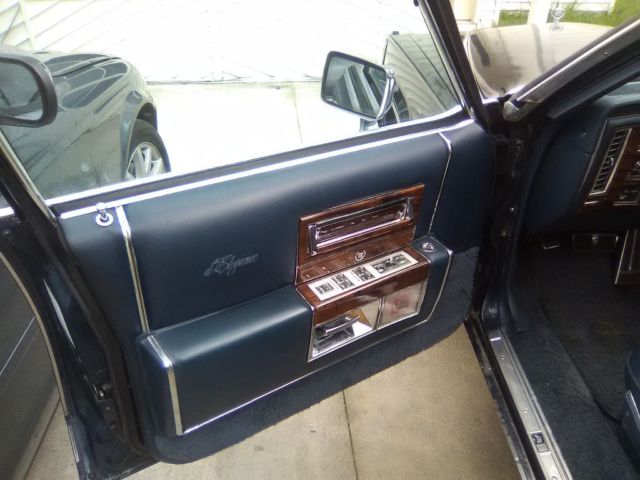 1989 Cadillac Brougham - photo 10