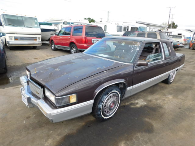 1989 Cadillac Fleetwood 2-Door Coupe NO RESERVE 1989 Cadillac Fleetwood 2dr Coupe