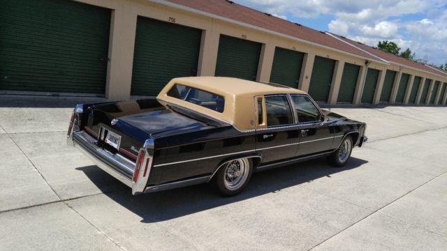 1989 Cadillac Brougham Buckskin - photo 2
