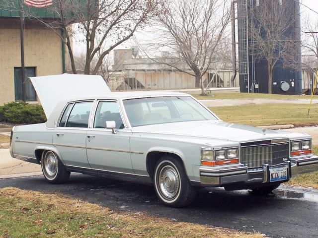 1989 Cadillac Brougham - photo 4