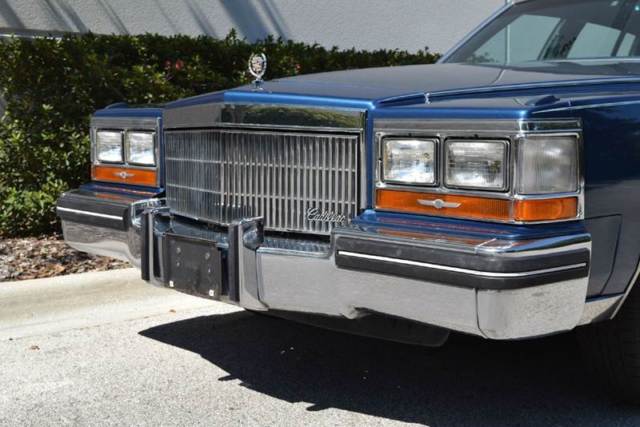 1989 Cadillac Fleetwood -- - photo 6