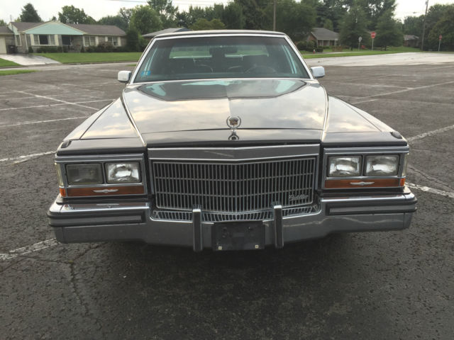 1989 Cadillac Brougham - photo 10