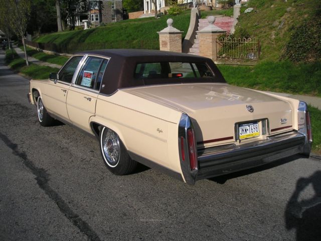 1989 Cadillac Fleetwood Brougham - photo 2