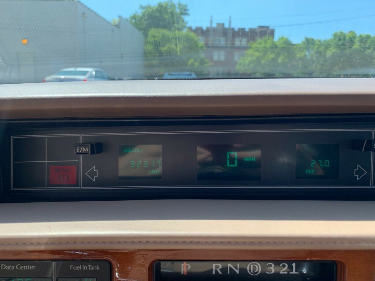 1989 Cadillac Fleetwood - photo 10