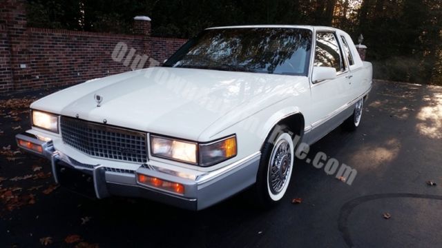1989 Cadillac Fleetwood -- - photo 10
