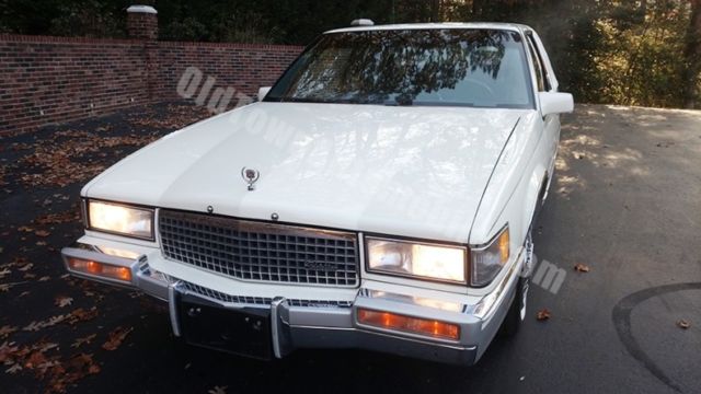 1989 Cadillac Fleetwood -- - photo 5