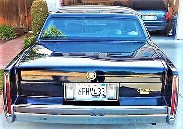 1989 Cadillac Fleetwood Fleetwood Sixty Sedan Leather - photo 4