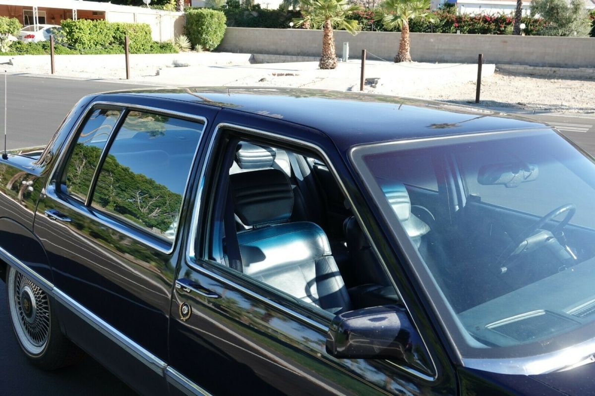 1989 Cadillac Fleetwood - photo 2