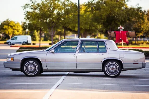 1989 Cadillac DeVille - photo 2
