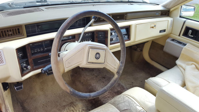 1989 Cadillac DeVille - photo 11
