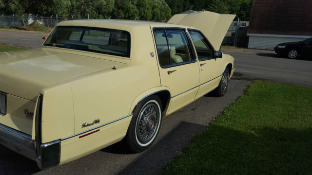 1989 Cadillac DeVille - photo 2