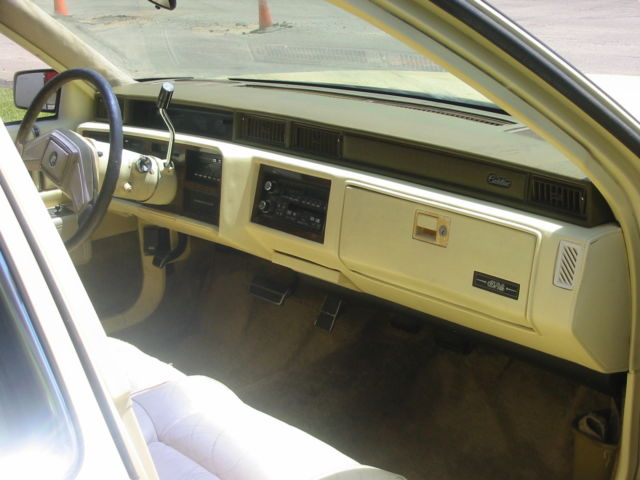 1989 Cadillac DeVille - photo 5
