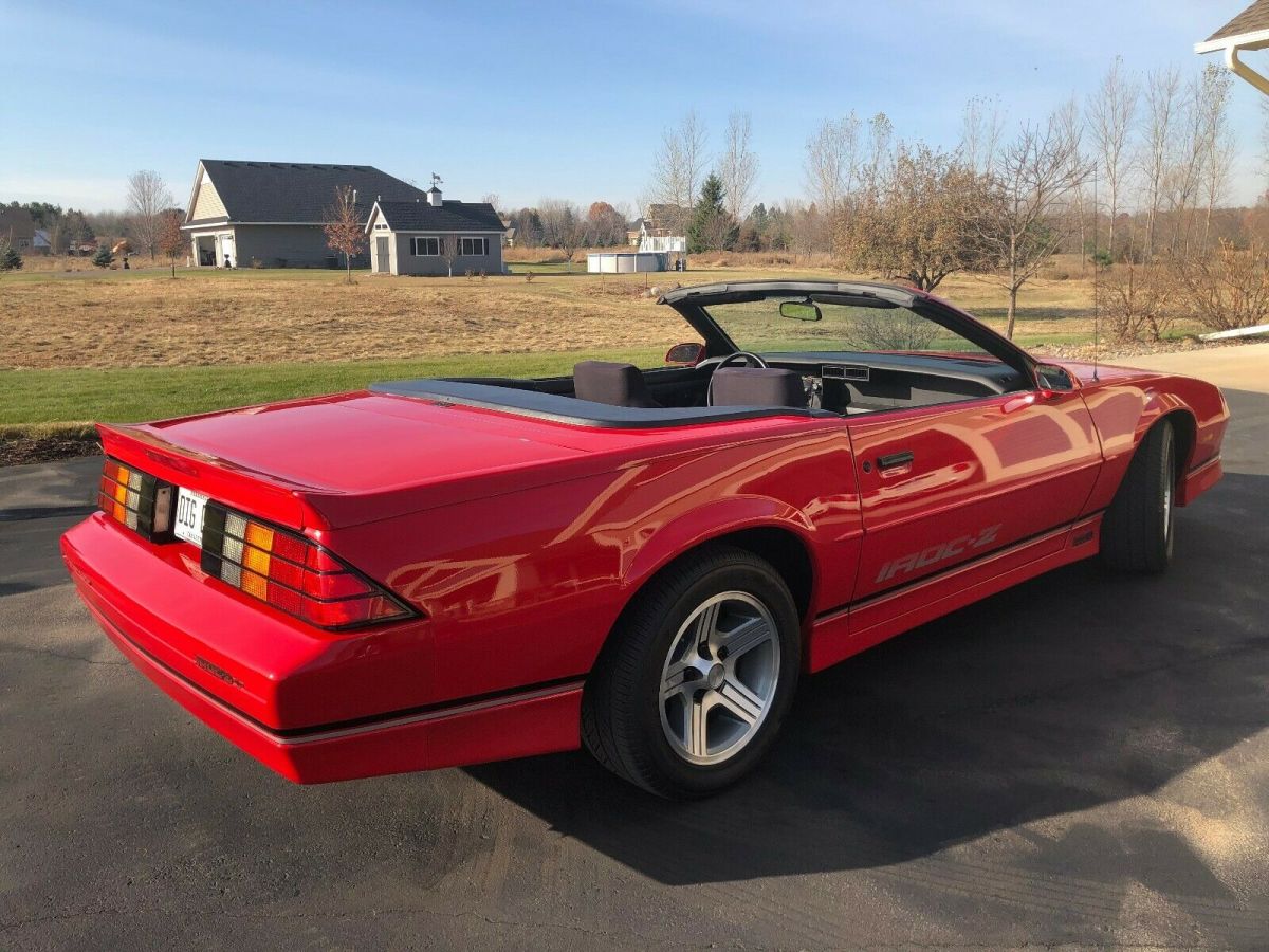 1989 Chevrolet Camaro - photo 13