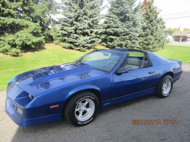 1989 Camaro Iroc z 28 5.7 700r4 trans Blue / Grey interior NO RUST I SEE 1989 Chevrolet Camaro Iroc - Z28