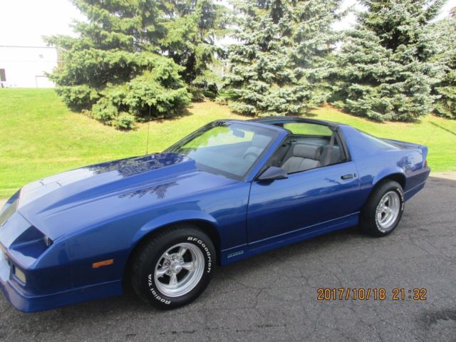 1989 Chevrolet Camaro Iroc - Z28 - photo 2