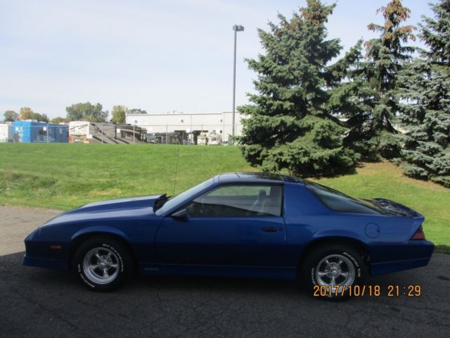 1989 Chevrolet Camaro Iroc - Z28 - photo 9