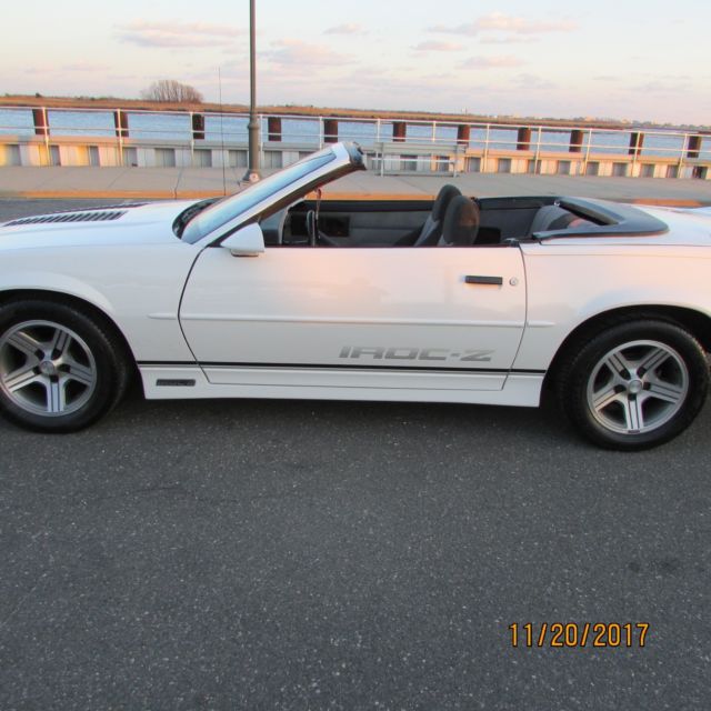 1989 Chevrolet Camaro - photo 2