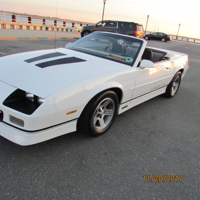 1989 Chevrolet Camaro - photo 6